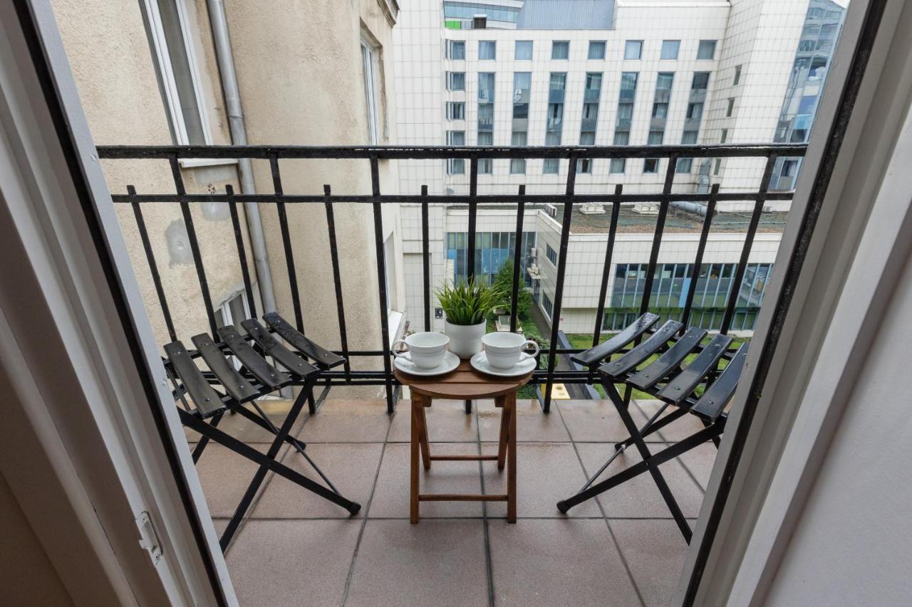 Metro Rondo Onz Apartment By Noclegi Renters ワルシャワ エクステリア 写真