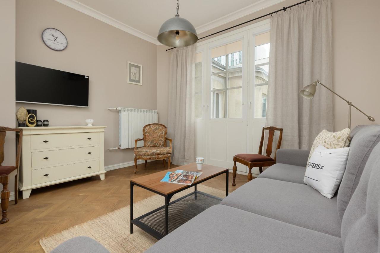 Metro Rondo Onz Apartment By Noclegi Renters ワルシャワ エクステリア 写真